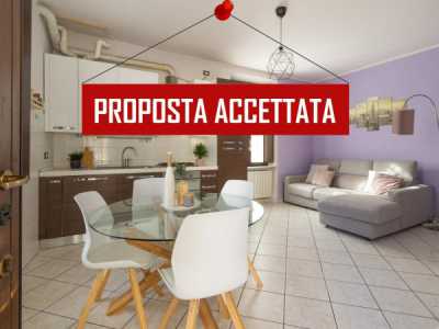 Appartamento in Vendita a Cassano Magnago via Andrea Costa 15