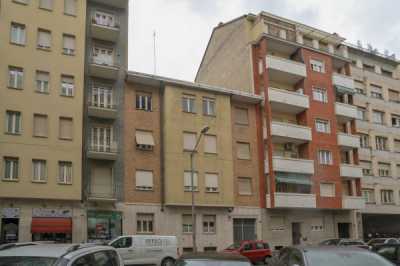 Appartamento in Vendita a Torino via Barletta 100
