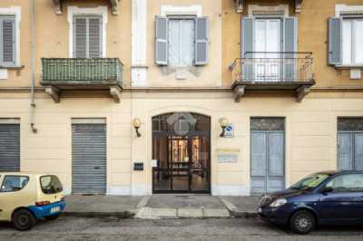 Appartamento in Vendita a Torino via Verolengo 42