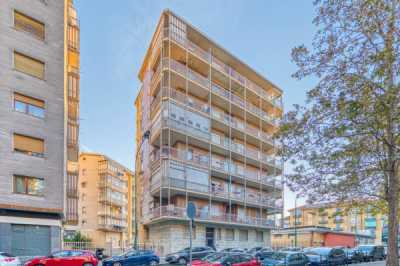 Appartamento in Vendita a Torino Corso Taranto 208