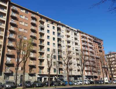 Appartamento in Vendita a Torino Corso Trapani 54