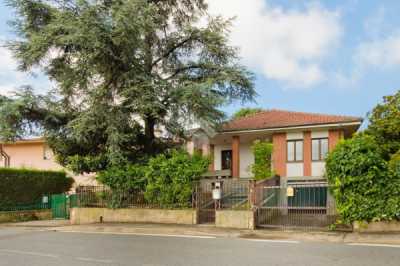 Villa in Vendita a Moncalieri Strada Pecetto 1