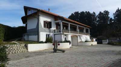 Villa in Vendita a Pino Torinese Strada Provinciale di Pecetto
