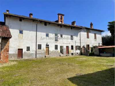 Rustico Casale in Vendita a Novara via Vignale 183 185