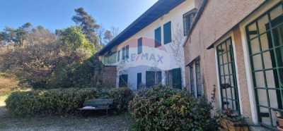 Villa in Vendita a Borgo Ticino via Lazzaretto 89