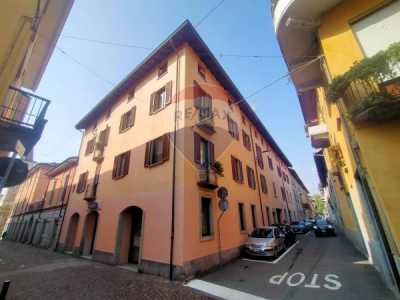 Appartamento in Vendita a Borgomanero via Prevosto Felice Piana
