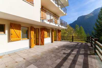 Appartamento in Vendita a Casteldelfino via Pontechianale 68