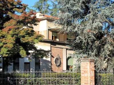 Villa in Vendita a Ciriè via Piave 9