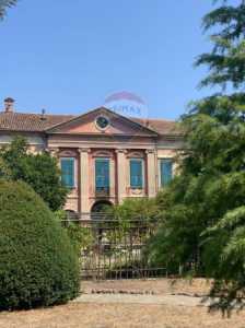 Palazzo Stabile in Vendita a Bubbio Piazza Castello 1