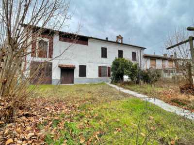 Rustico Casale in Vendita a Castelnuovo Belbo via Giuseppe Mazzini 17