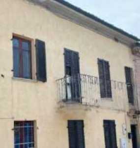 Appartamento in Vendita a Casale Monferrato via Rolasco