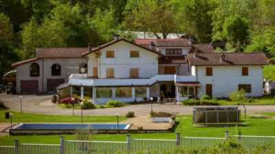 Villa in Vendita ad Acqui Terme Corso Bagni 38