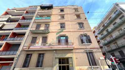 Appartamento in Vendita a Bari via Pietro Ravanas 318