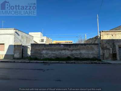 Terreno in Vendita a Lizzano via Giuseppe Garibaldi 139