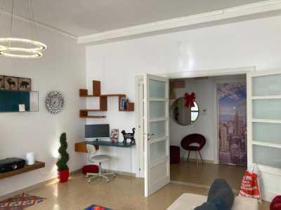 Appartamento in Affitto a Brindisi via Santi 8