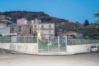 Indipendente in Vendita a Messina via Comunale Tipoldo