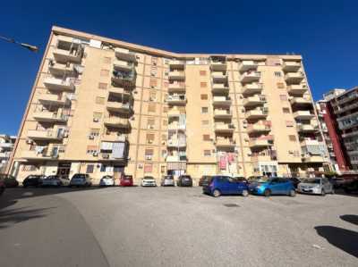Appartamento in Vendita a Palermo Piazzale Fratelli Sant