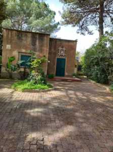 Villa in Vendita a Caltagirone via Antonio Gravina il Bellicoso
