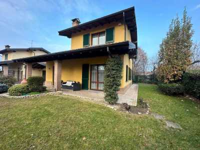 Villa in Vendita a Campospinoso via Indro Montanelli 6