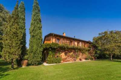 Villa in Vendita a Monzambano Strada Dei Colli