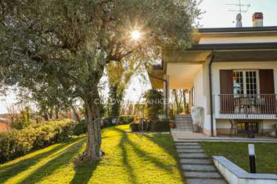 Villa in Vendita a Ponti sul Mincio via Xxv Aprile 1
