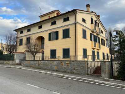 Appartamento in Vendita a Castiglion Fiorentino via Enea Gaci