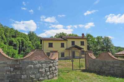 Villa in Vendita a Villafranca in Lunigiana via della Vigna 66