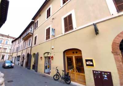 Appartamento in Vendita a Foligno Piazza San Domenico