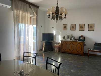 Appartamento in Vendita a Pisa via Ugo Foscolo 56127