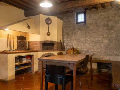 Villa in Vendita a Borgo a Mozzano via Dell