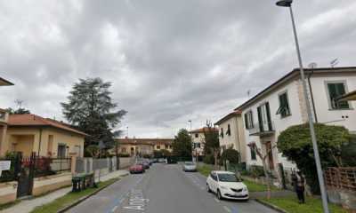Appartamento in Affitto a Lucca via Carlo Angeloni
