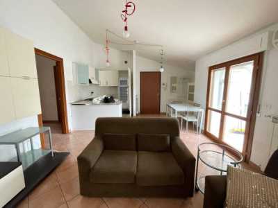 Appartamento in Affitto ad Arezzo via Ugo Foscolo