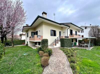 Villa in Vendita a San Donà di Piave via Roma 36