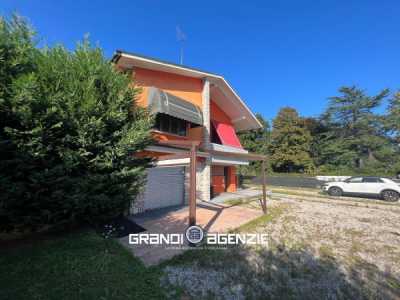 Villa in Vendita a Treviso via Noalese 88
