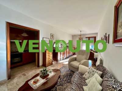 Appartamento in Vendita ad Abano Terme Viale Delle Terme 03