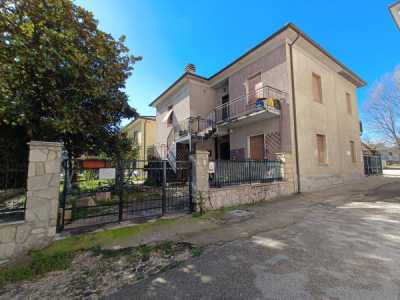 Villa in Vendita a Spoleto Viale Guglielmo Marconi 97