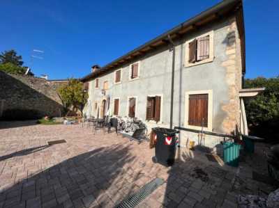 Villa in Vendita a Colognola ai Colli via Naronchi 40