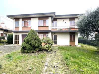 Villa in Vendita a Grisignano di Zocco via Monte Grappa 24