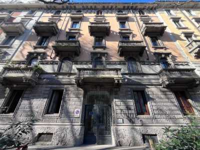 Appartamento in Vendita a Milano via Castel Morrone 3