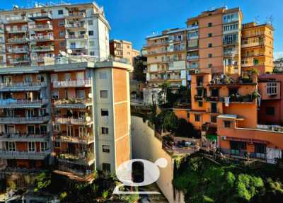 Appartamento in Vendita a Napoli via Domenico Fontana
