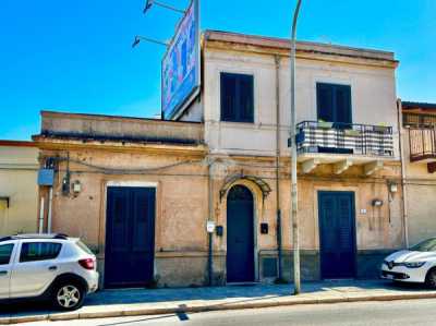 Appartamento in Vendita a Palermo via Emiro Giafar 14