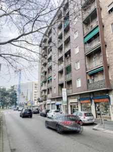 Appartamento in Vendita a Milano Viale Murillo 48
