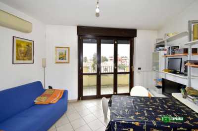 Appartamento in Vendita a Vanzago via Valle Ticino 36
