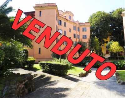 Appartamento in Vendita a Roma Piazza di Villa Fiorelli 12