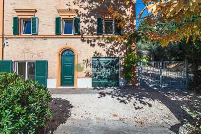 Villa in Vendita a Montecassiano via Guglielmo Oberdan