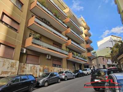 Appartamento in Vendita a Reggio Calabria via Torrente Santa Lucia