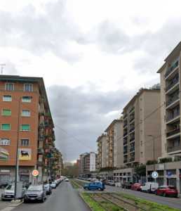 Appartamento in Affitto a Milano via Tito Livio