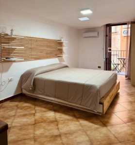 Appartamento in Vendita a Palermo via Montesanto