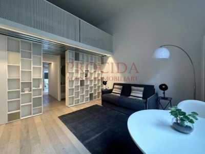 Appartamento in Affitto a Milano via Cristoforo Gluck 14