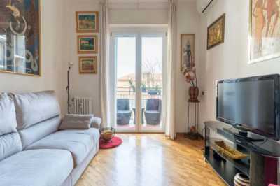Appartamento in Affitto a Milano via Voghera 9a